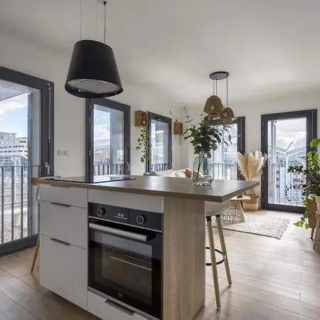 Smartstay Boheme - Confluence Apartamento
